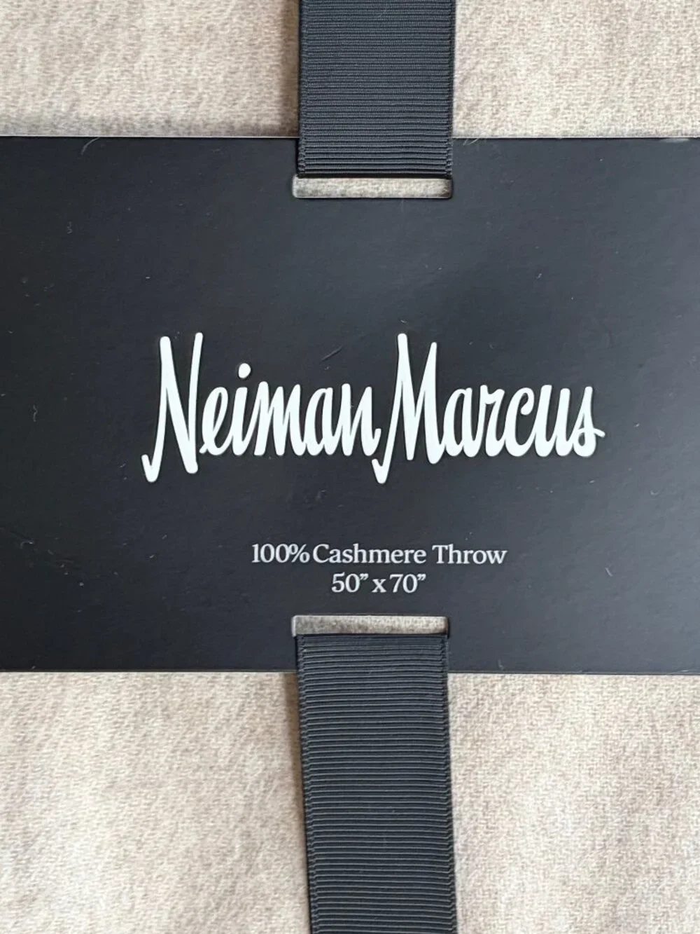 Neiman Marcus 100% CASHMERE THROW 50 X 70 BLANKET MSRP $398 OATMEAL HEATHER